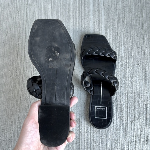 Dolce Vita Indy Sandals - Picture 6 of 8